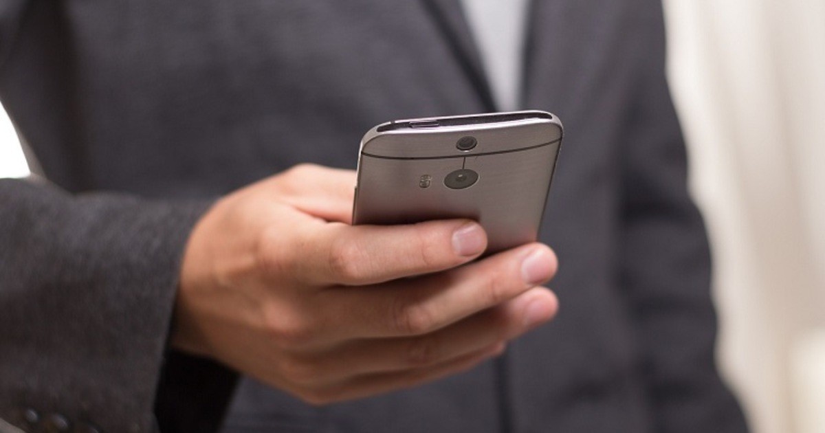 Kelheimer-hatte-Kinderpornos-und-rechtsextreme-Inhalte-auf-dem-Handy