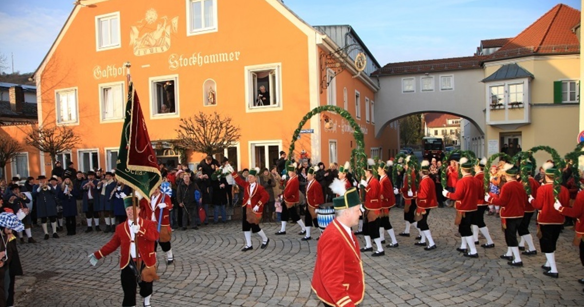 -Aba-heit-is-koit-Kelheimer-Sch-ffler-tanzen-wieder