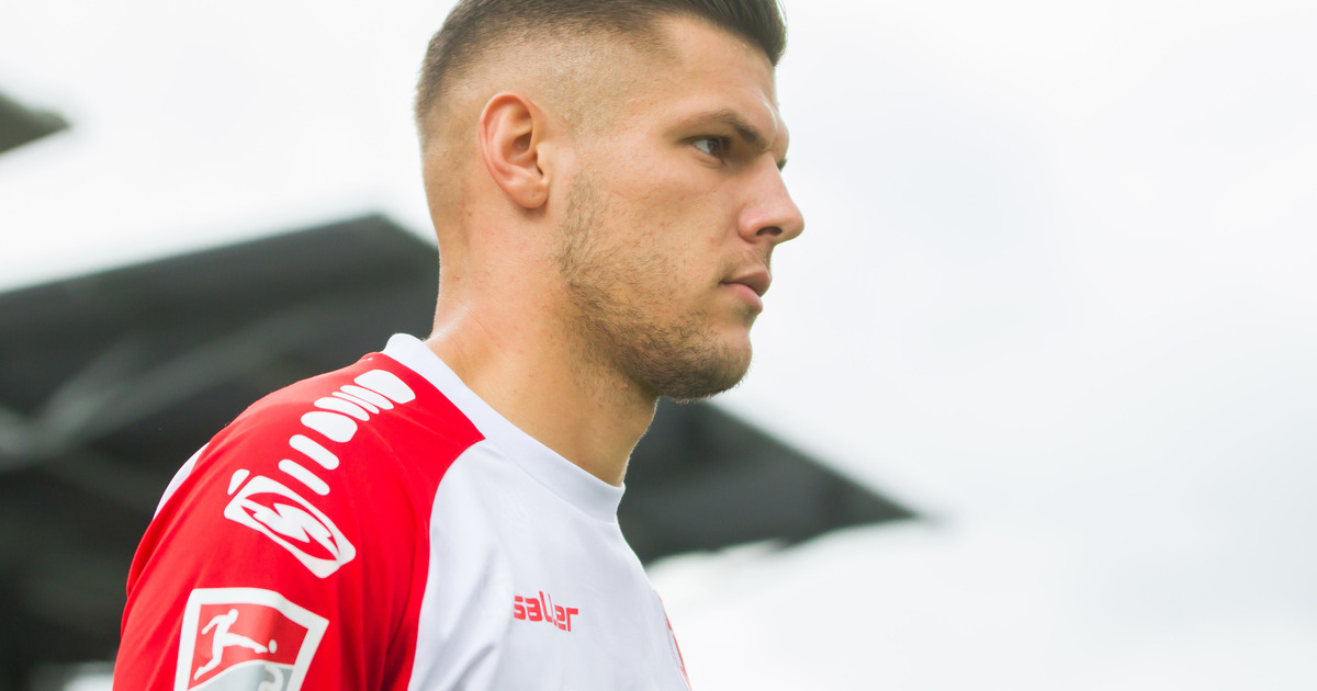 Erik Wekesser wechselt vom Jahn zum 1. FC Nürnberg charivari