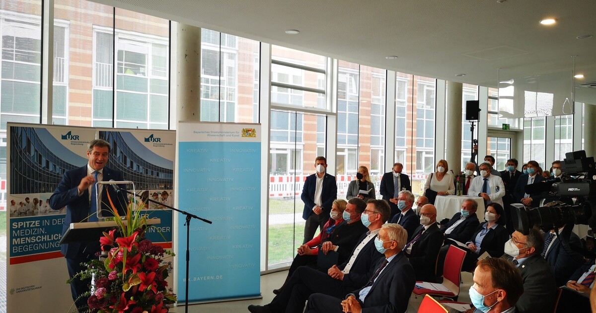 Festakt zu 30 Jahren Uniklinik Regensburg | charivari