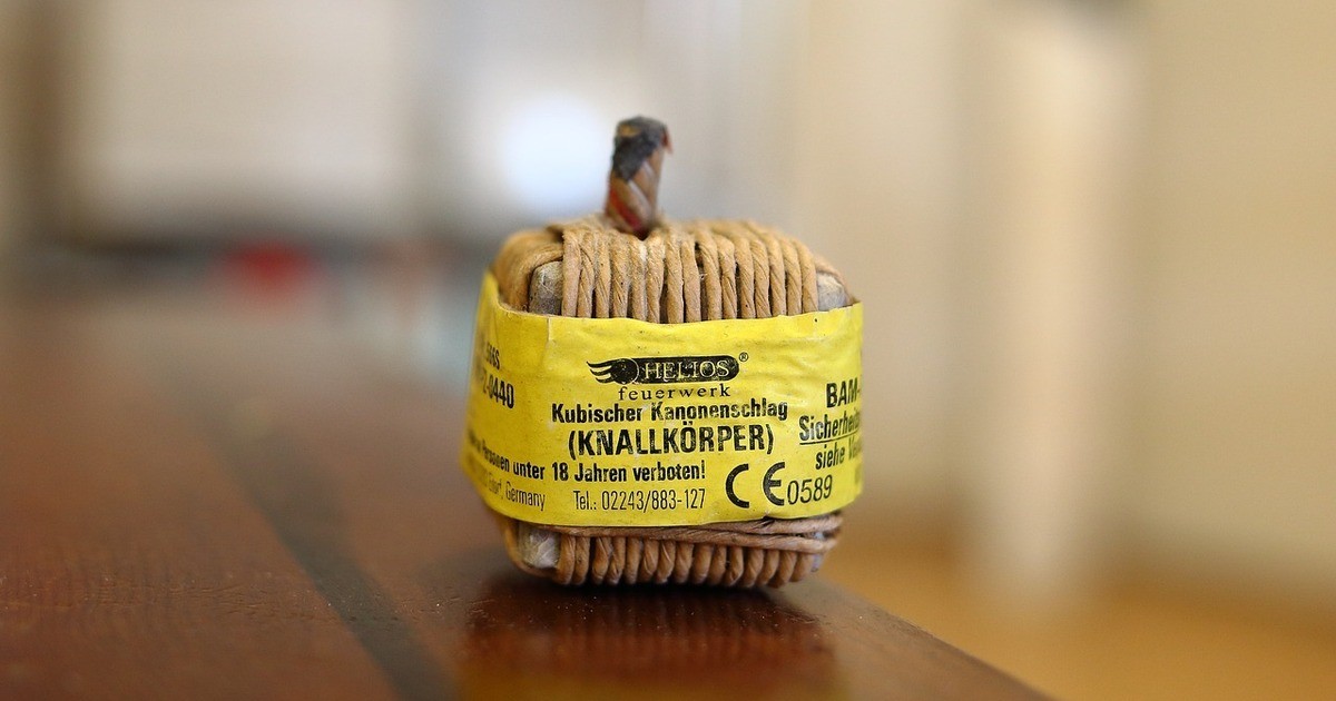 B-ller-zerst-rt-Schaufenster-in-Teisnach