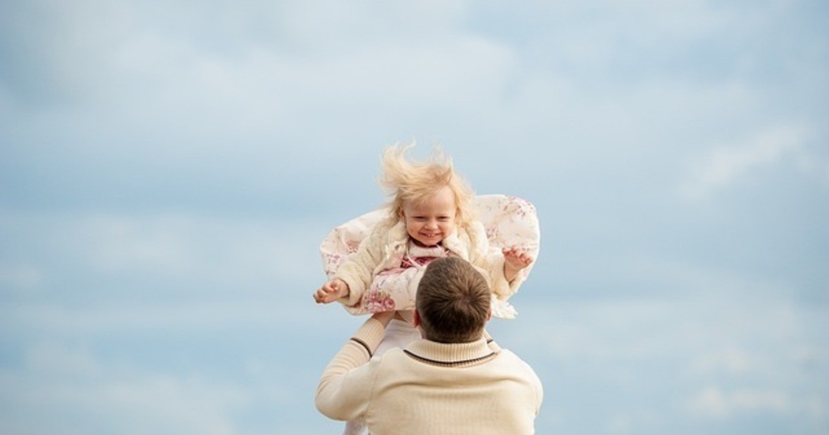 Kelheim-Erziehungsseminar-versammelt-V-ter-und-Gro-v-ter-im-Landratsamt