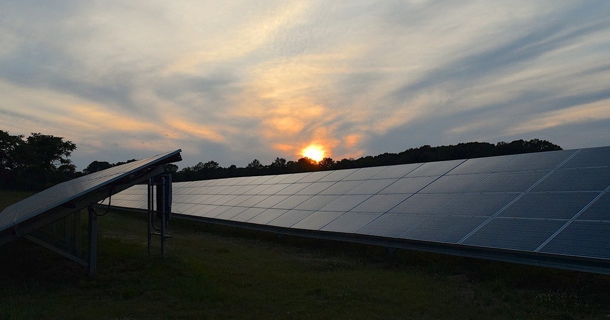 Gro-er-Solarpark-bei-Arresting-geplant