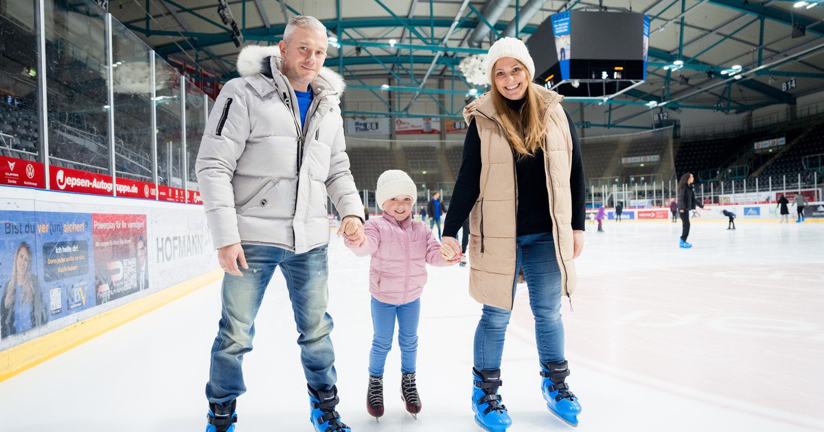 In-den-Herbstferien-Mehr-Eislauf-Zeiten-in-der-Regensburger-Donauarena