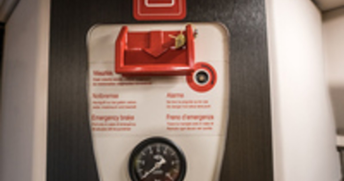 Notbremse-bei-Maxh-tte-Haidhof-gezogen-Polizei-sucht-nach-Zeugen