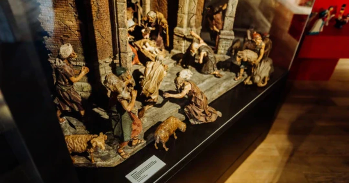 Abensberg-Ausstellung-zum-25j-hrigen-Jubil-um-des-Kapellen-und-Krippenvereins-St-gidius