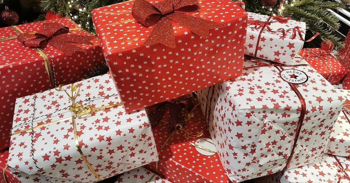 Furth-im-Wald-viele-W-nsche-bei-der-Weihnachtsaktion-Further-Christkind-eingegangen