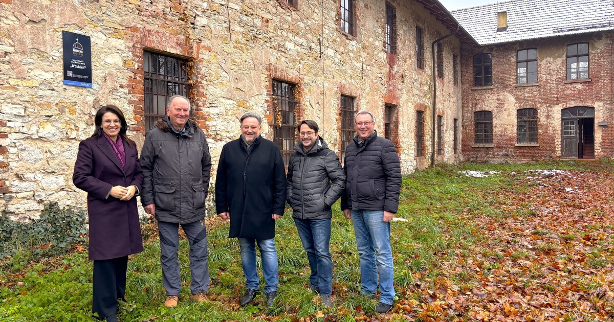 Teublitz-neue-Beschilderung-f-r-die-Schleif-in-M-nchshofen