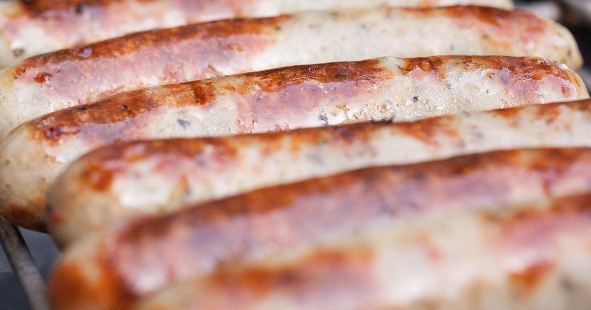 Schwandorf-Neues-kulinarisches-Angebot-von-Vereinen-auf-dem-Marktplatz