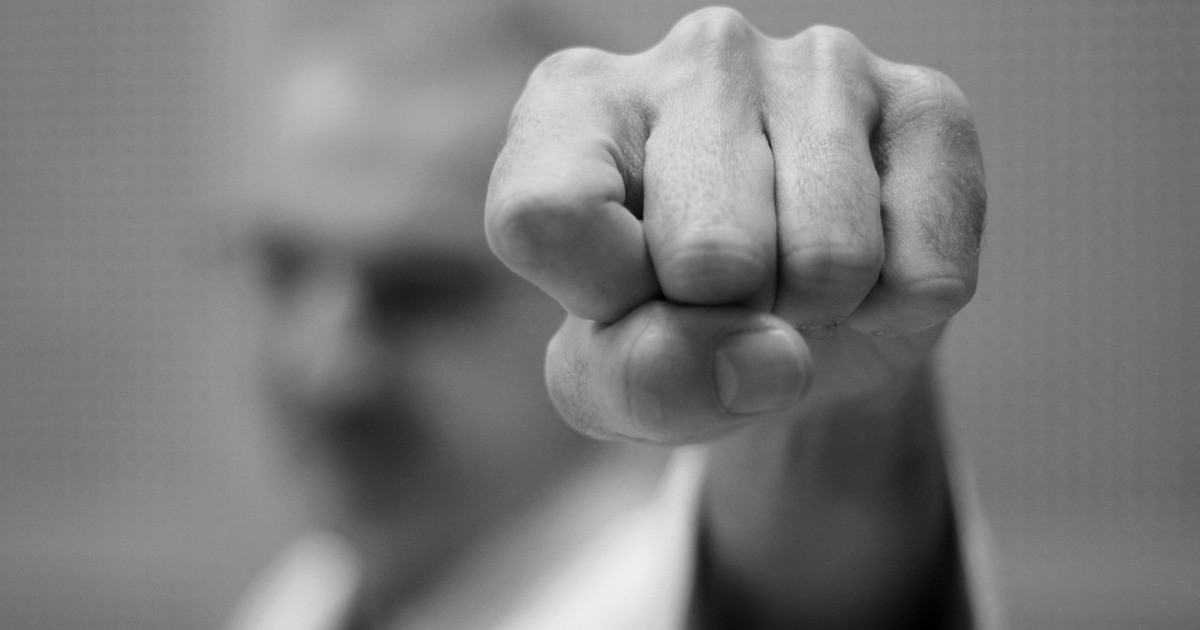 Blitz-Attacke-auf-Parkplatz-von-Regensburger-Donau-Arena