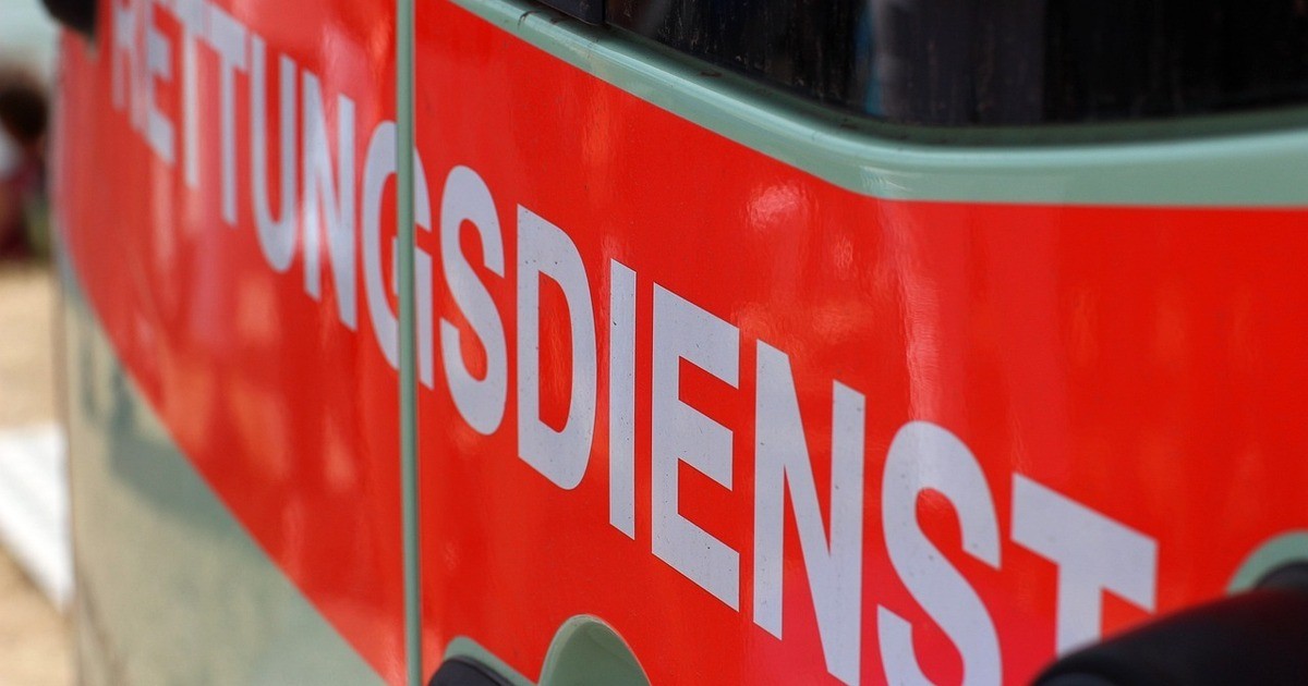 Wald-Schwangere-bei-Verkehrsunfall-verletzt