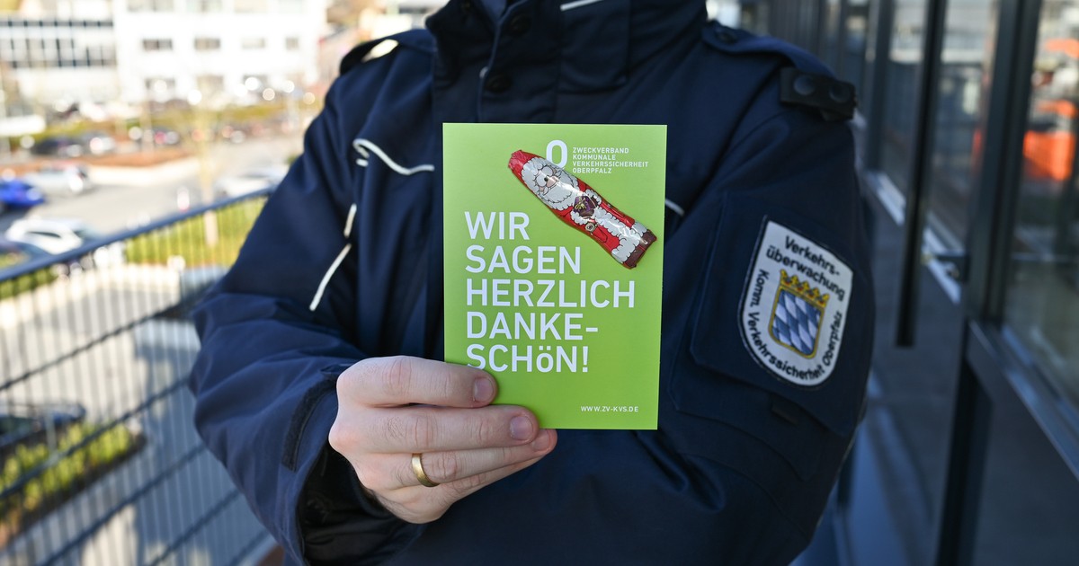 Landkreis-Schwandorf-Schoko-Weihnachtsm-nner-f-r-Richtig-Parker