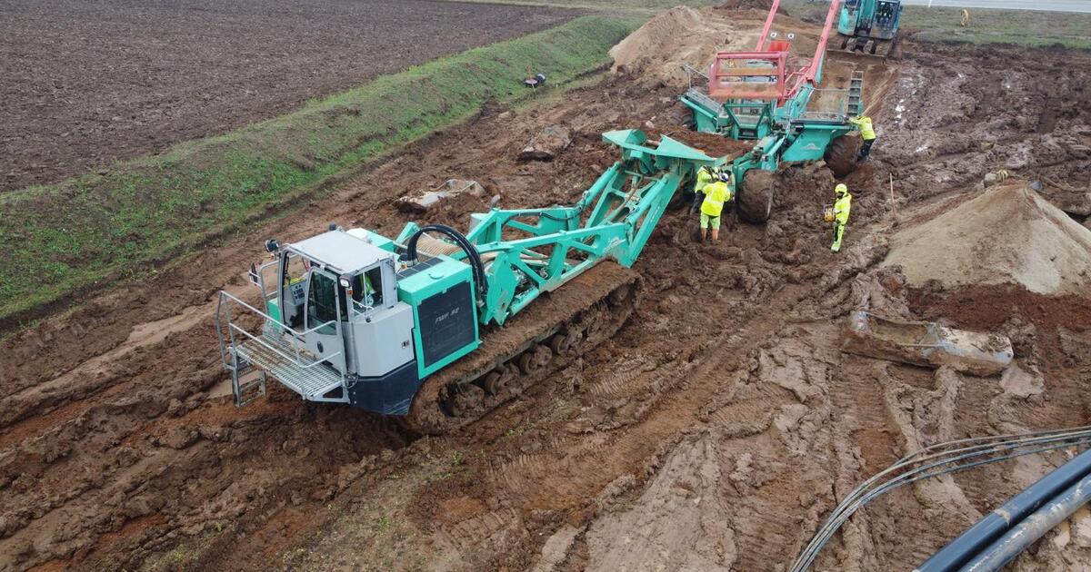 -Boden-zerst-rt-Tennet-reagiert-auf-Kritik-von-Landwirten-in-Kiefenholz-bei-W-rth