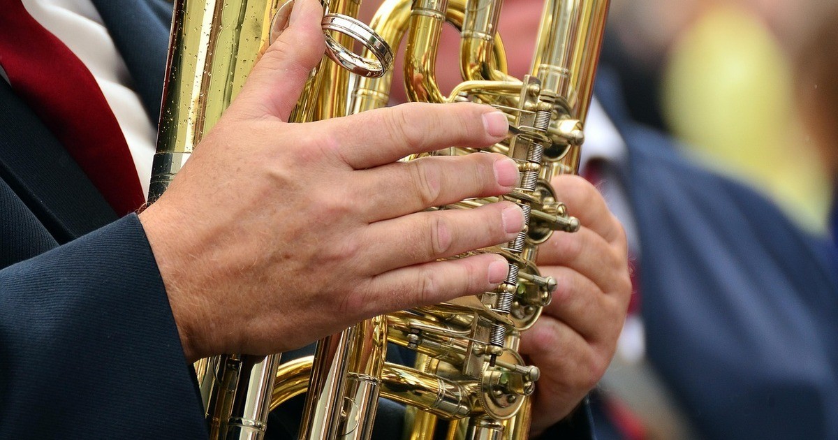 Noch-bis-Freitag-bitte-Musik-Instrumente-f-r-Regensburger-Partnerstadt-Odessa-spenden