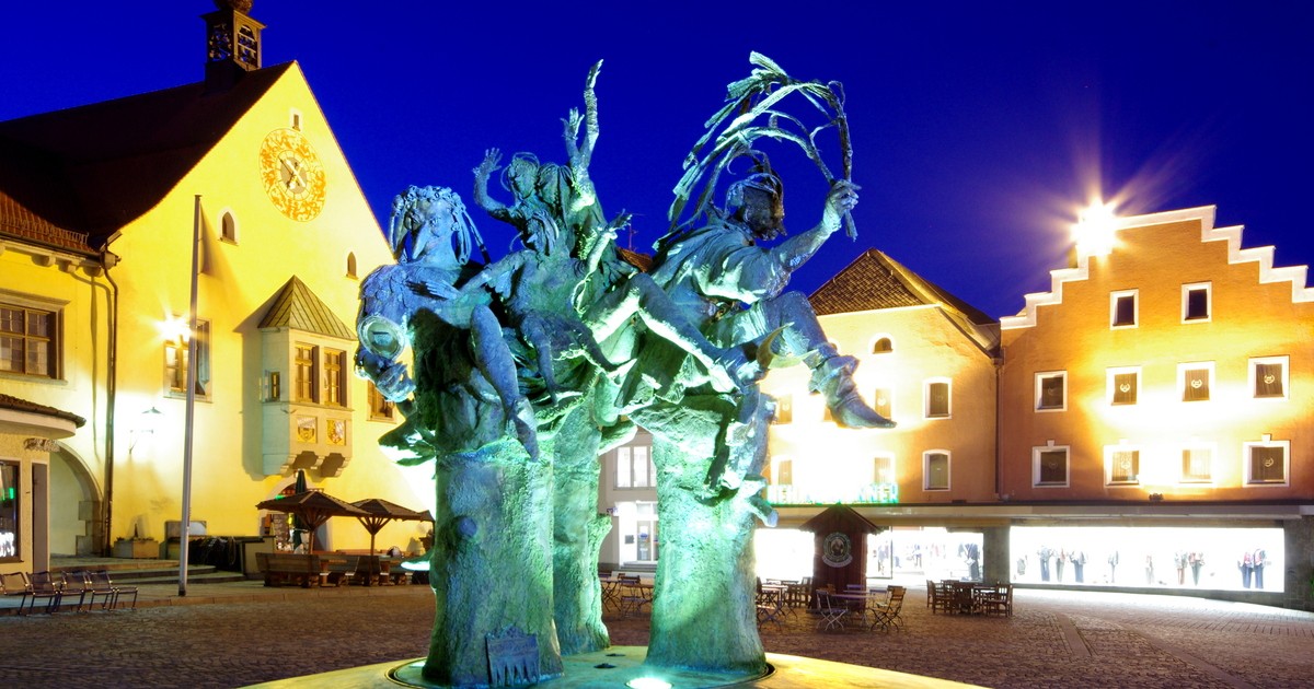 Stadt-Cham-neues-Jahresprogramm-Stadtf-hrungen-erschienen