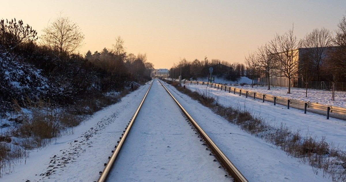 Bauarbeiten-auf-Bahnstrecke-Regensburg-Landshut-Schienenersatzverkehr-ab-Samstag-Abend