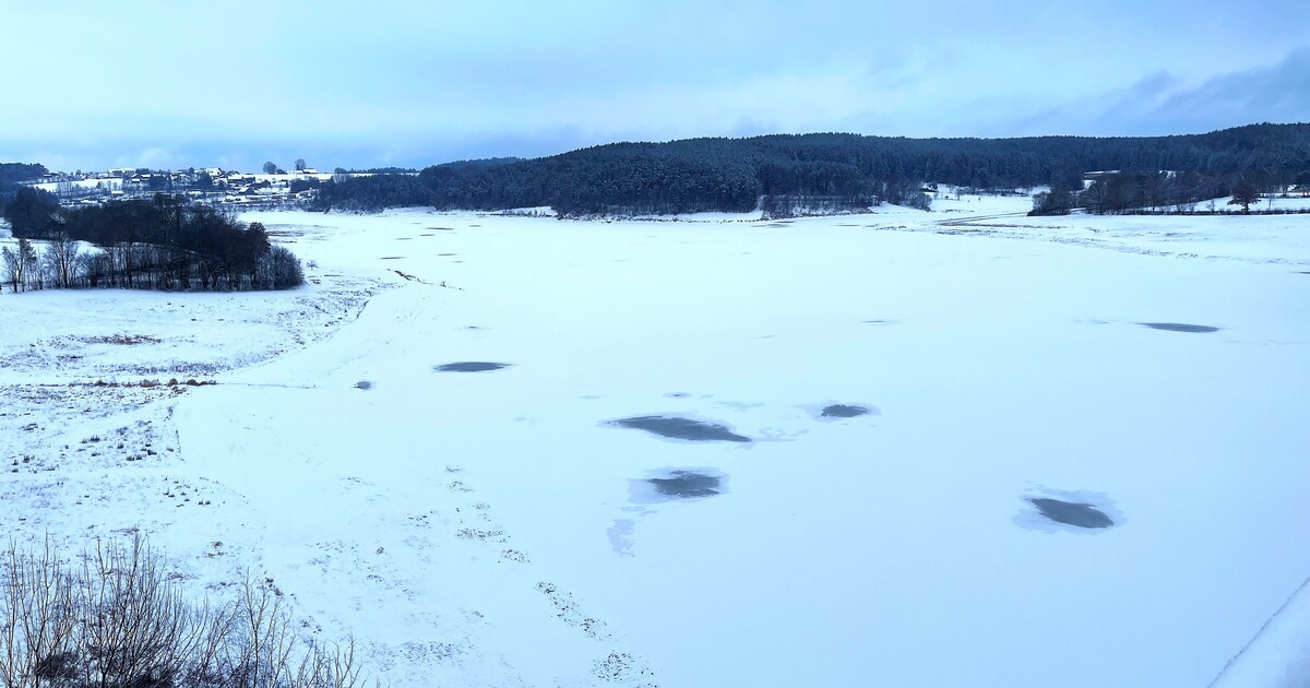 Wasserwirtschaftsamt-Weiden-warnt-weiterhin-vor-dem-Betreten-des-Eixendorfer-Sees-und-des-Liebensteinspeichers
