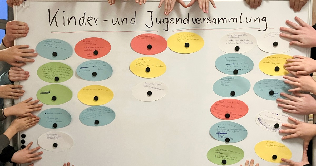 Wackersdorf-Viele-W-nsche-auf-der-Kinder-und-Jugendversammlung