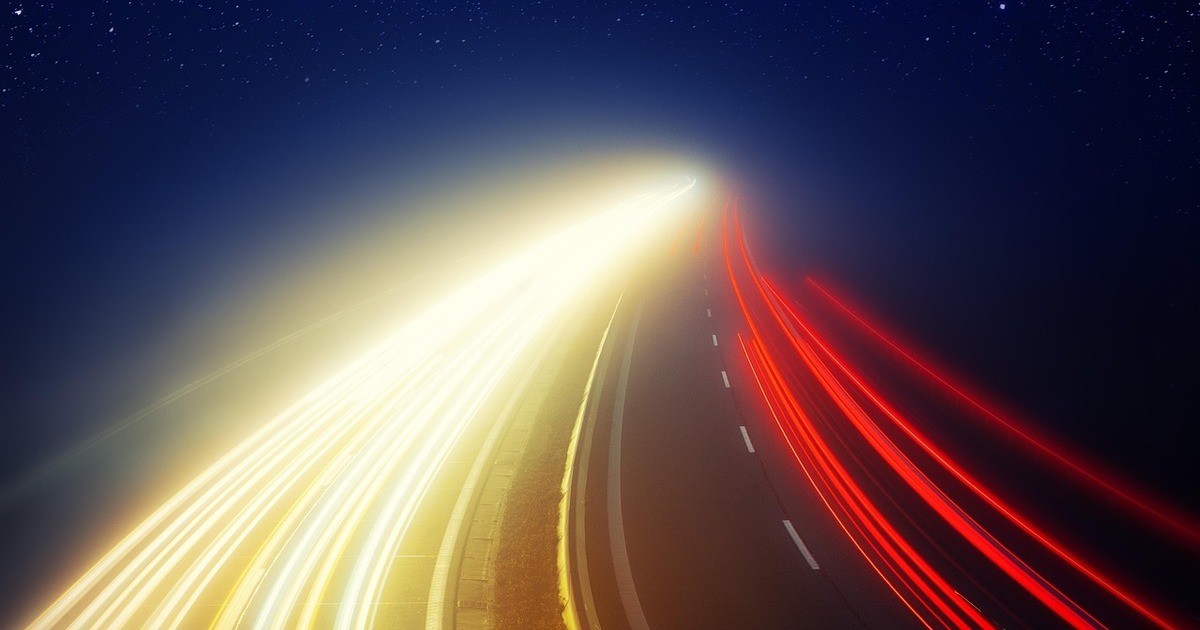 Junger-Mann-schl-ft-am-Steuer-ein-und-baut-Unfall-auf-A93-bei-Pentling