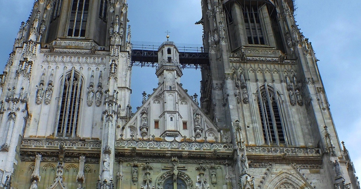 Theaterfreunde-Regensburg-laden-zu-gratis-Konzert-vorm-Dom