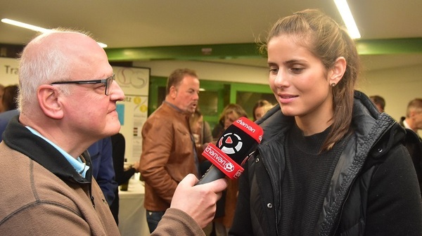 &copy; Julia G&ouml;rges mit Charivari Sportchef Armin Wolf