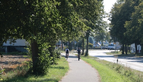 &copy; Sebastian Br&uuml;ckl