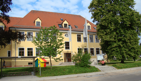 © Alexander Spitzer, Stadt Maxhütte-Haidhof;  Das Mehrgenerationenhaus