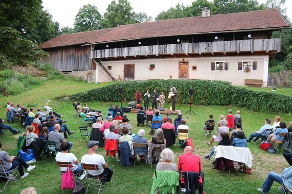 &copy; Renate Kerscher