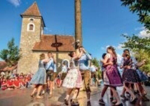 &copy; Stephan B&ouml;hm