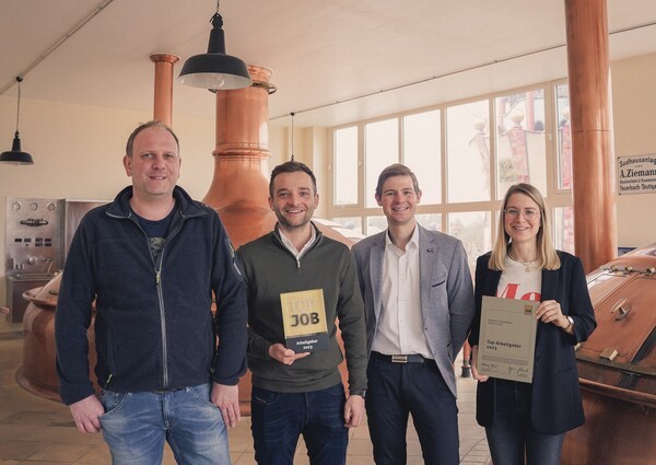 &copy; Brauerei Kuchlbauer