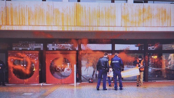 &copy; screenshot Letzte Generation