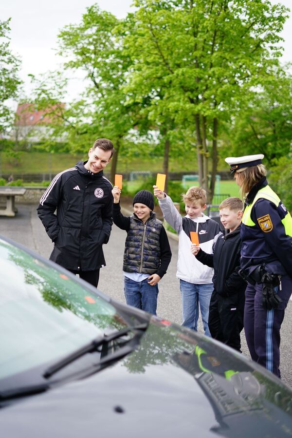 Rote Karte, &copy; Polizeiinspektion Neumarkt i.d.OPf.