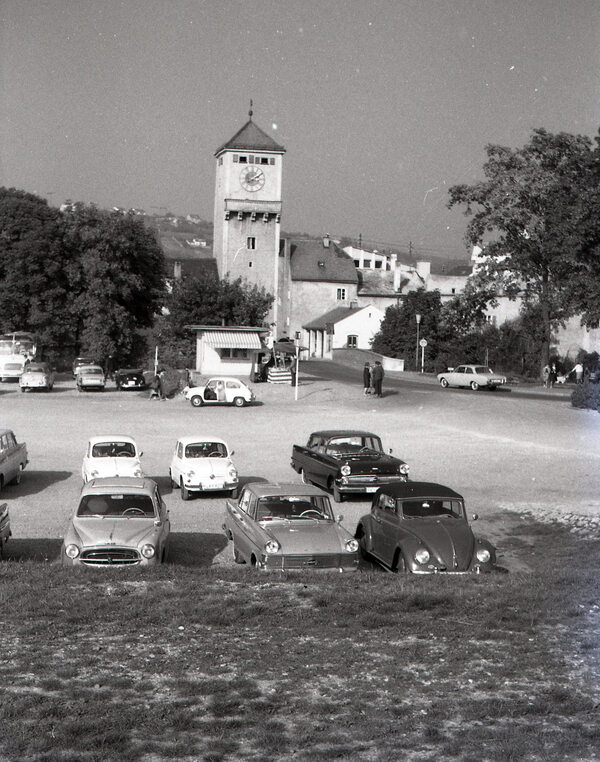 &copy; W&ouml;hrdplatz  um 1960 (Stadtarchiv, Sammlung H. Heidenreich)