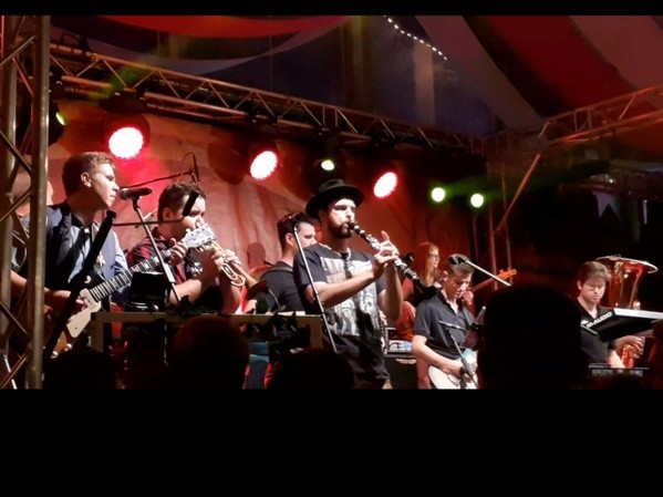 &copy; Bild: charivari (letzte Hahn Newcomer Stage 2023)