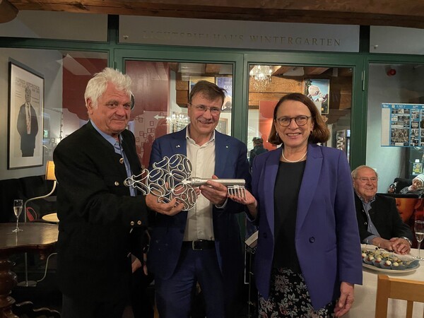 &copy; Christine Allgeyer