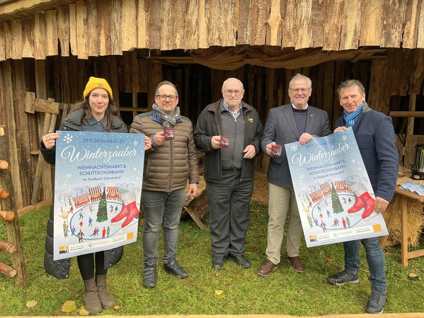 &copy; Stadtmanagerin Sonja Zindel, Sven Heitzenr&ouml;ther (ARGE Schwandorfer Weihnachtsmarkt),  Johann J&auml;ger (ARGE Schwandorfer Weihnachtsmarkt), Oberb&uuml;rgermeister Andreas Feller,  Gerhard Engel (ARGE Schwandorfer Weihnachtsmarkt) ; Andreas Hofmeister