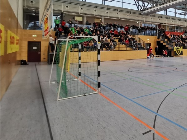 &copy; Bild: Bayerischer Fussballverband ( das Bild zeigt den Lotto Bayern Hallen-Cup 2023 in Maxh&uuml;tte-Haidhof)