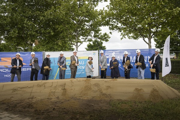 &copy; Florian Hammerich