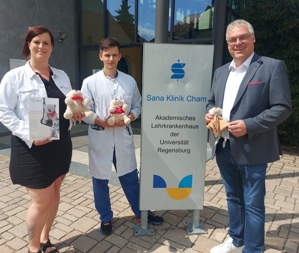 &copy; C. Steffl ( Kinderhilfe Eckenthal), Chefarzt Dr. C. Sellier, J.Urban( Sparkasse); Astrid Hausladen
