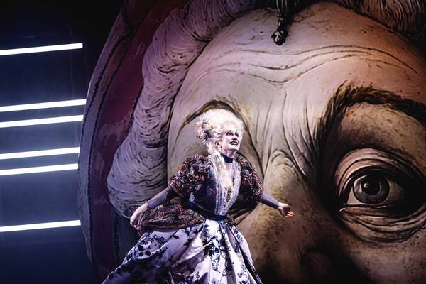 &copy; "Ghosts of Versailles" die aktuelle Oper im Theater Regensburg; Marie Liebig