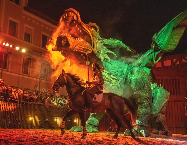 &copy; Der Further Drache war ein h&auml;ufiger Gast in der Parkarena; Tourist-Info Furth i.Wald
