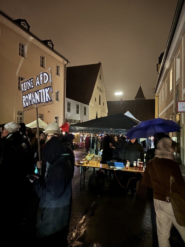 © Foto: Felix von Böhlen (charivari)