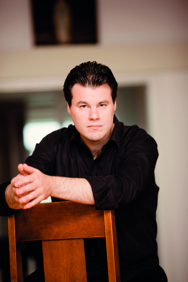 &copy; Pianist Henri Sigfridsson; Marco Borggreve