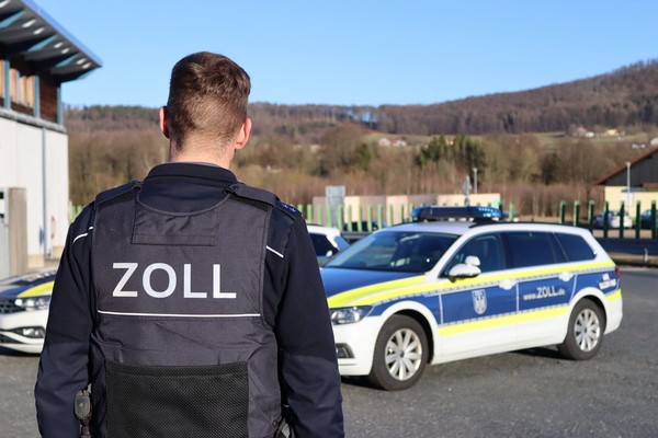 &copy; Hauptzollamt Regensburg