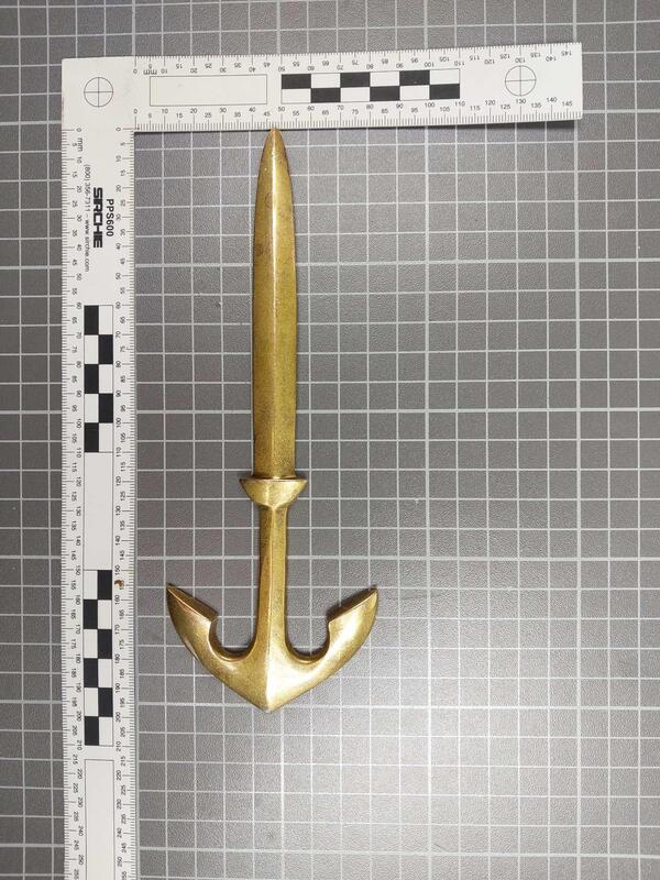 &copy; Faustmesser, gefunden in einer Bauchtasche; Bundespolizei