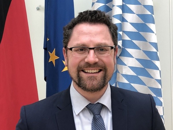 &copy; B&uuml;ro MDL Dr.Hopp