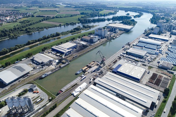 &copy; bayernhafen Regensburg