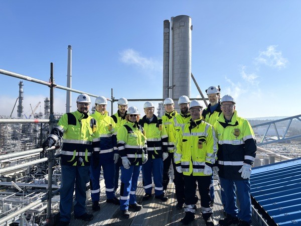 &copy; Selina Bock, BAYERNOIL