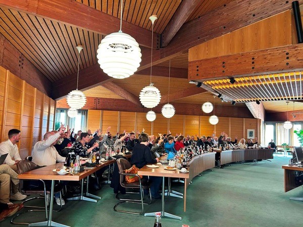 &copy; Der Kreistag stimmt dem Haushalt einstimmig zu; Pressestelle Landkreis Cham