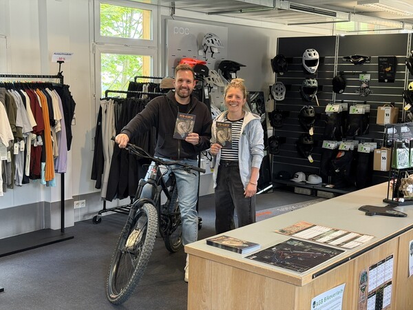 &copy; Andreas Stadler, Marketingleiter Gro&szlig;er Arber+ Steffi Koller, Leiterin der neuen Bikeschule